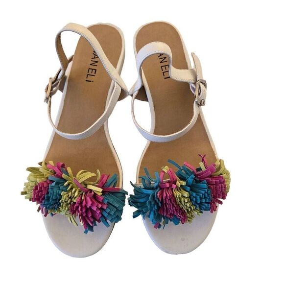 Vaneli Womens White Multicolor Fringe Low Sandals Size 7 - Picture 1 of 10